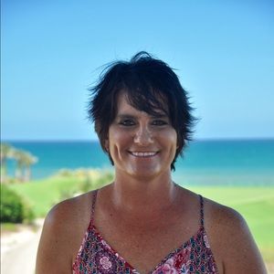 Meet your Posher, Melissa